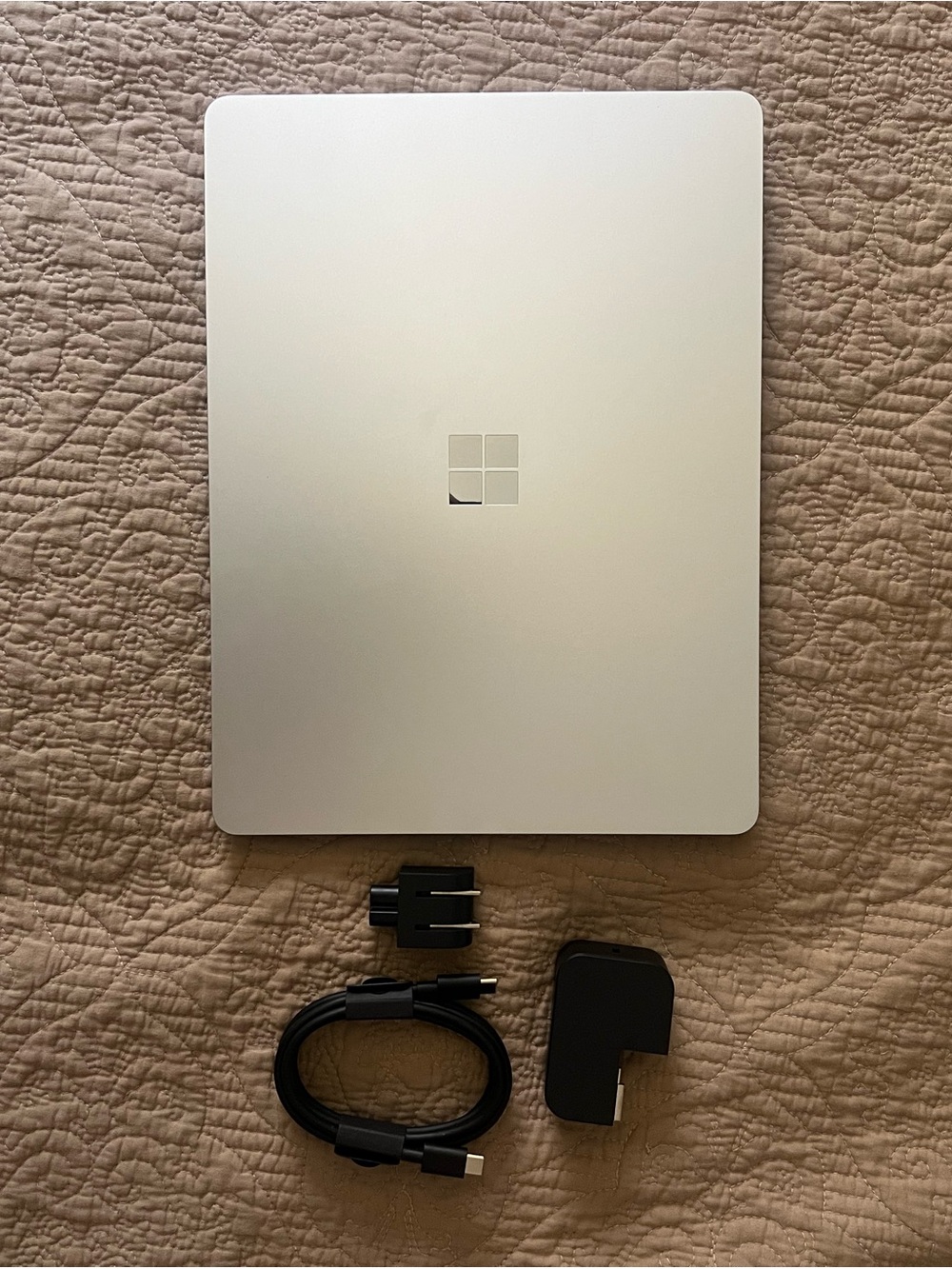 Microsoft Surface Laptop 13@ 2k touchscreen Snapdragon X plus 2025 16gb